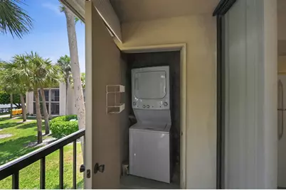 5370 Las Verdes Circle #219, Delray Beach, FL 33484 - Photo 17