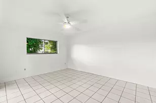 9162 SW 5th St, Boca Raton, FL 33428 - Photo 17