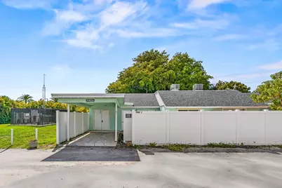 9162 SW 5th Street #A, Boca Raton, FL 33428 - Photo 1