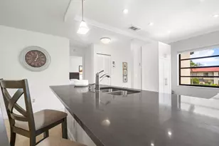 21218 Lago Cir, Boca Raton, FL 33433 - Photo 13