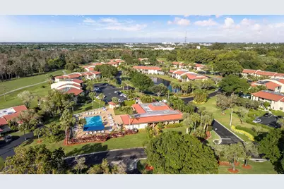 21218 Lago Circle #F, Boca Raton, FL 33433 - Photo 5