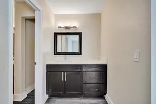 595 Vista Isles Dr, Sunrise, FL 33325 - Photo 15