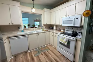 8204 W Bitterbush Ln, Port Saint Lucie, FL 34952 - Photo 7