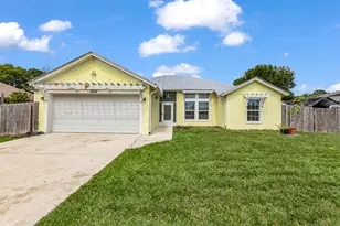 2530 SE Hemsing St, Port Saint Lucie, FL 34984 - Photo 1