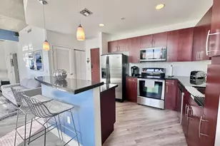 300 S Australian Ave, West Palm Beach, FL 33401 - Photo 9