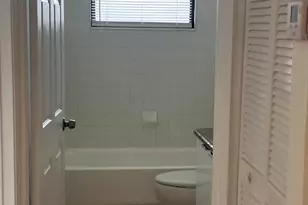 1453 Lake Crystal Dr, West Palm Beach, FL 33411 - Photo 9
