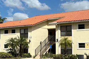 1453 Lake Crystal Dr, West Palm Beach, FL 33411 - Photo 3