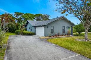 2289 SE Genoa St, Port Saint Lucie, FL 34952 - Photo 3