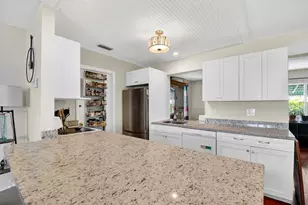 112 SW 9th St, Boynton Beach, FL 33426 - Photo 17