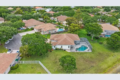 16245 Seneca Circle, Davie, FL 33331 - Photo 9