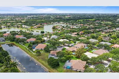 16245 Seneca Circle, Davie, FL 33331 - Photo 77