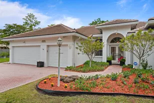 16245 Seneca Cir, Davie, FL 33331 - Photo 3