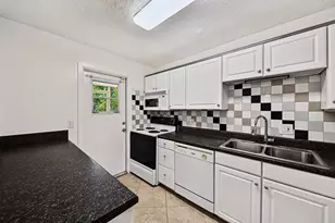 3004 NW 69th Ct, Fort Lauderdale, FL 33309 - Photo 9