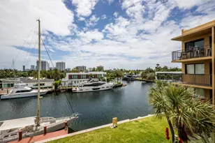 301 Golden Isles Dr, Hallandale Beach, FL 33009 - Photo 9