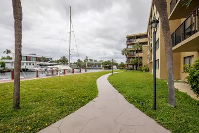301 Golden Isles Drive #412, Hallandale Beach, FL 33009 - Photo 27