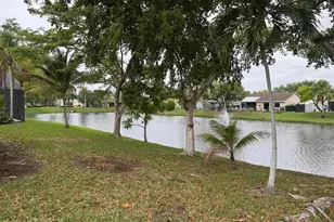 9335 NW 53rd St, Sunrise, FL 33351 - Photo 11