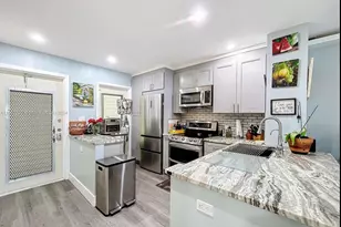 460 Paradise Isle Blvd, Hallandale Beach, FL 33009 - Photo 25