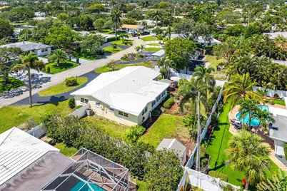 2741 NE 52nd Street, Lighthouse Point, FL 33064 - Photo 39
