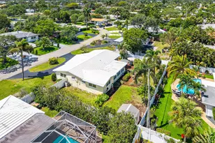 2741 NE 52nd St, Lighthouse Point, FL 33064 - Photo 39