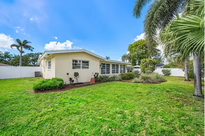 2741 NE 52nd Street, Lighthouse Point, FL 33064 - Photo 9