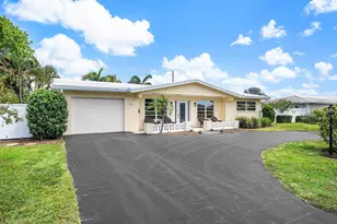 2741 NE 52nd St, Lighthouse Point, FL 33064 - Photo 5