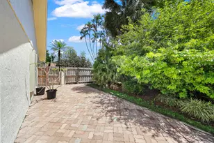 12378 Sawgrass Ct, Wellington, FL 33414 - Photo 39