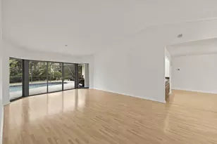 12378 Sawgrass Ct, Wellington, FL 33414 - Photo 11