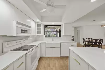 12378 Sawgrass Court, Wellington, FL 33414 - Photo 21