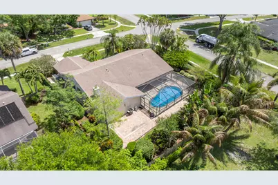 12378 Sawgrass Court, Wellington, FL 33414 - Photo 3