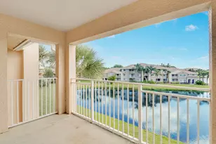 141 SW Palm Dr, Port Saint Lucie, FL 34986 - Photo 5