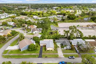 7281 N Pine Park Dr N, Lake Worth, FL 33467 - Photo 41
