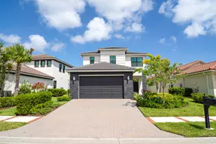 537 SE Fascino Cir, Port Saint Lucie, FL 34984 - Photo 3