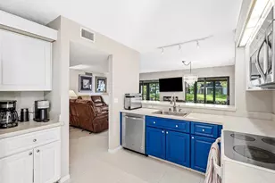 10576 Tropic Palm Ave, Boynton Beach, FL 33437 - Photo 9