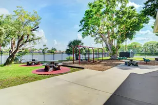 18743 Cape Sable Dr, Boca Raton, FL 33498 - Photo 41