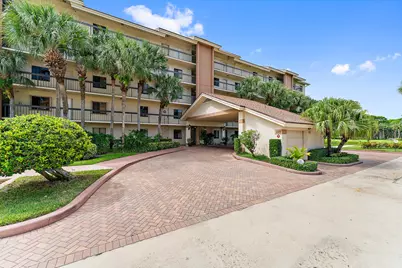 1001 Seafarer Circle #204, Jupiter, FL 33477 - Photo 3