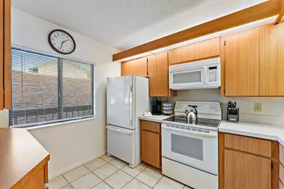 1001 Seafarer Circle #204, Jupiter, FL 33477 - Photo 9