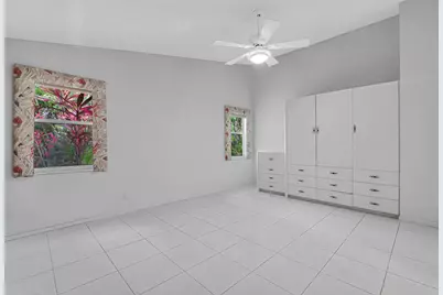 9758 Harbour Lake Circle, Boynton Beach, FL 33437 - Photo 27