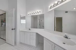 9758 Harbour Lake Cir, Boynton Beach, FL 33437 - Photo 33