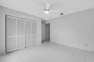 9758 Harbour Lake Cir, Boynton Beach, FL 33437 - Photo 35