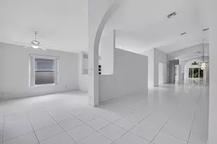 9758 Harbour Lake Cir, Boynton Beach, FL 33437 - Photo 13