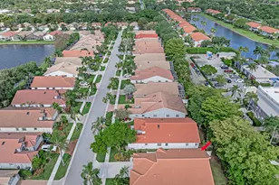 9758 Harbour Lake Cir, Boynton Beach, FL 33437 - Photo 47
