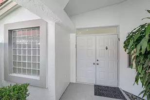 9758 Harbour Lake Cir, Boynton Beach, FL 33437 - Photo 3