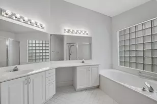 9758 Harbour Lake Cir, Boynton Beach, FL 33437 - Photo 31