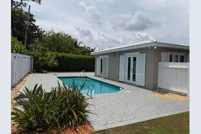 204 S Seacrest Circle, Delray Beach, FL 33444 - Photo 1
