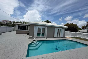 204 S Seacrest Cir, Delray Beach, FL 33444 - Photo 25