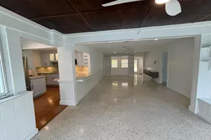 204 S Seacrest Cir, Delray Beach, FL 33444 - Photo 9