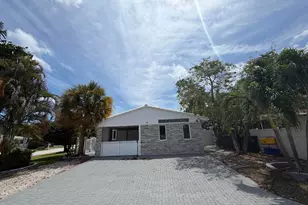 204 S Seacrest Cir, Delray Beach, FL 33444 - Photo 31