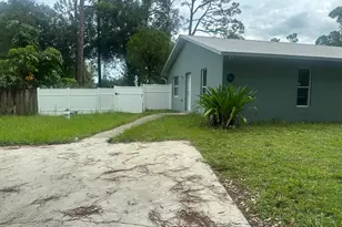 5106 Sanibel Ave, Fort Pierce, FL 34951 - Photo 3