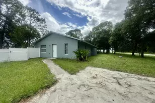 5106 Sanibel Ave, Fort Pierce, FL 34951 - Photo 5