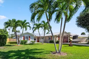 8053 SE Carlton St, Hobe Sound, FL 33455 - Photo 1
